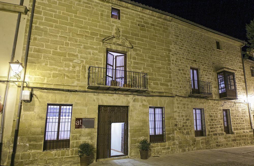 Alvaro De Torres Boutique Ubeda  Luaran gambar